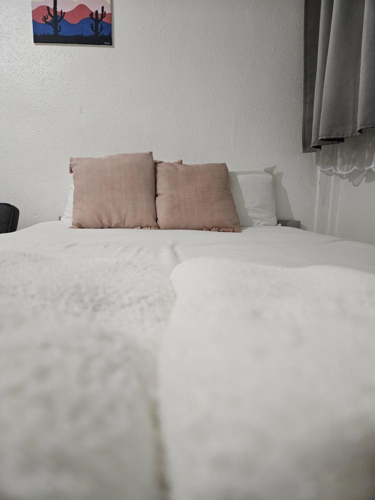 Whites Inn Londra Dış mekan fotoğraf